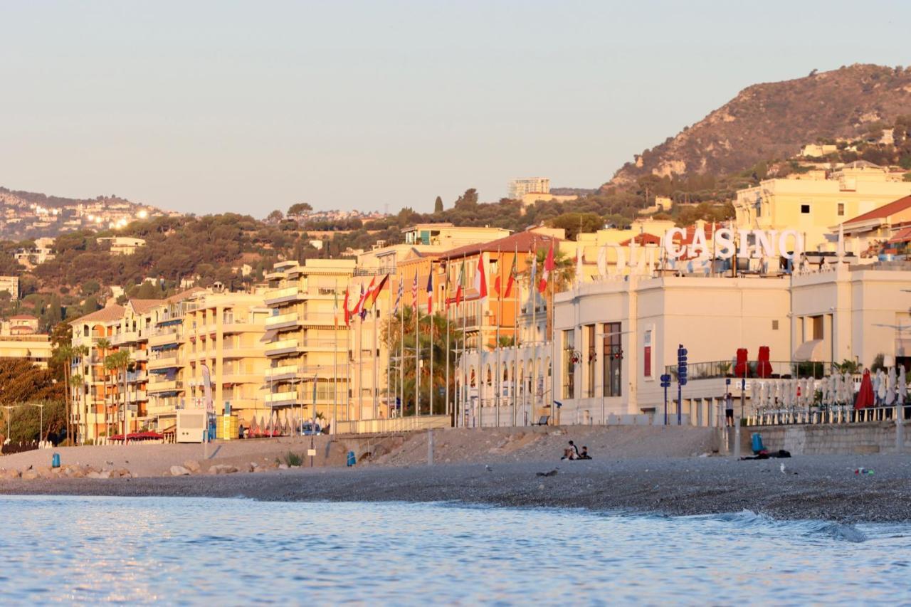 "Dans Les Toits De La Ville" Plein Centre Et Mer Menton Exterior photo